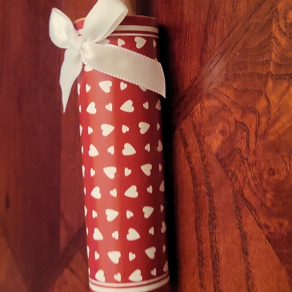 Heart Patterned Red Rolling Pin with Ribbon - Picture 2 of 2